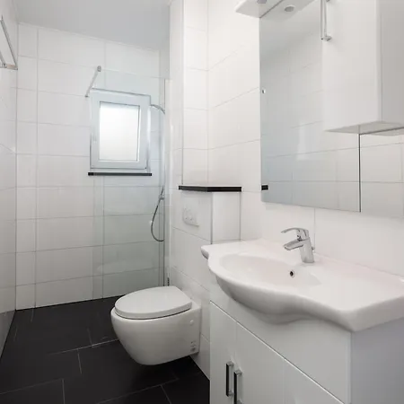 Laura Apartmán Zečevo